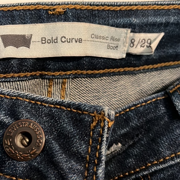 Levi's Classic Rise Boot Cut Bold Curve Jeans Size 8/29 - Picture 2 of 3